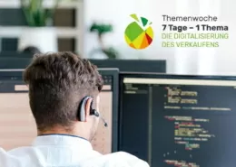 Mitarbeiter von hinten am Arbeiten