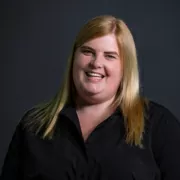 Julia Hoffmann - Teamleiterin Personal Teamleiterin Personal