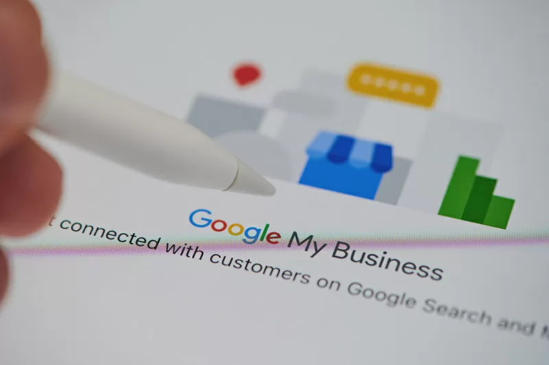 google-business Google-Seite auf dem Bildschirm
