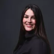 Nina Schump - Teamleiterin Vertrieb Teamleiterin Vertrieb